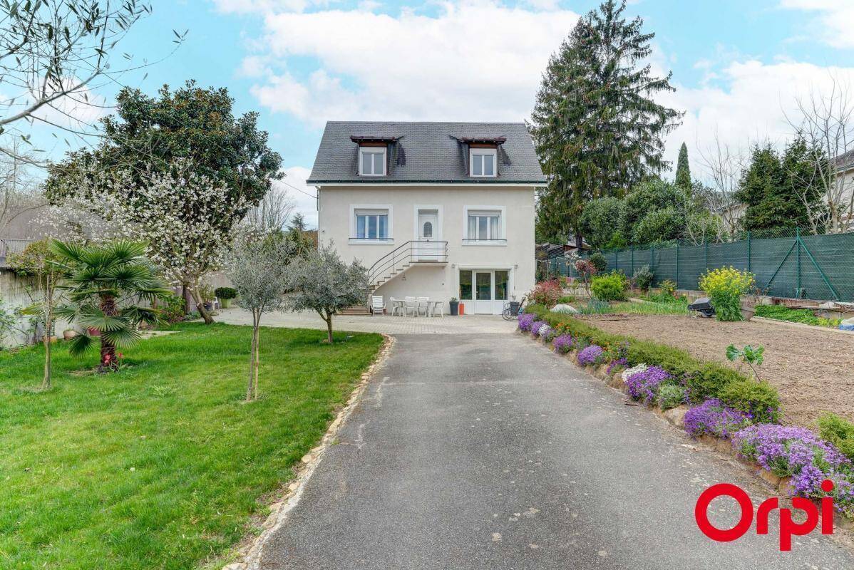 Maison à SAINT-ROMAIN-AU-MONT-D&#039;OR