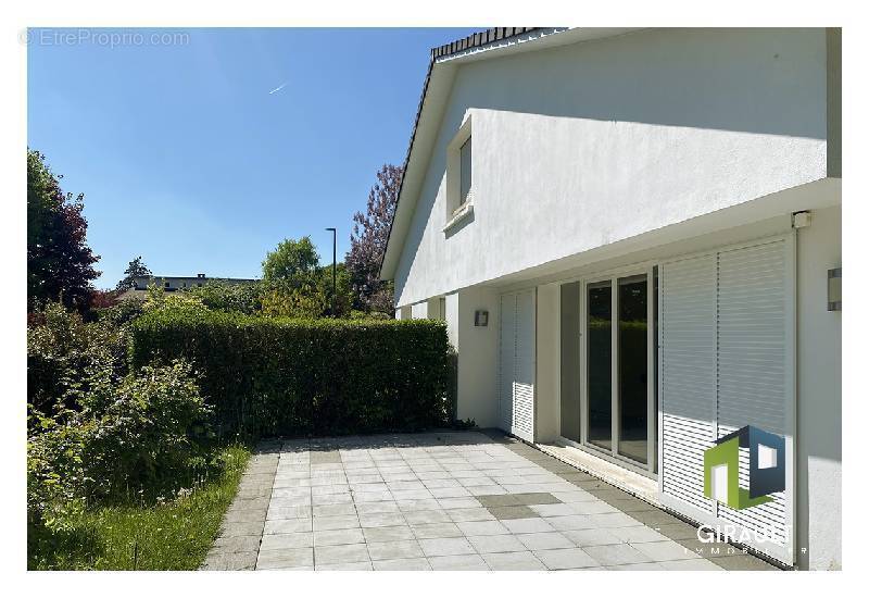 Maison à CRAVANCHE