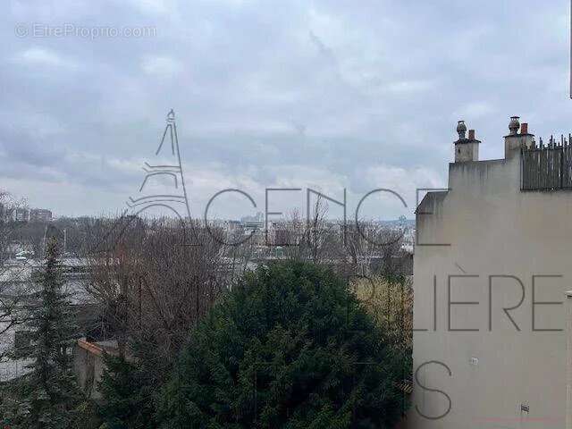 Appartement à SAINT-CLOUD