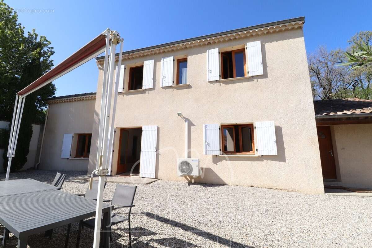 Maison à GRANE