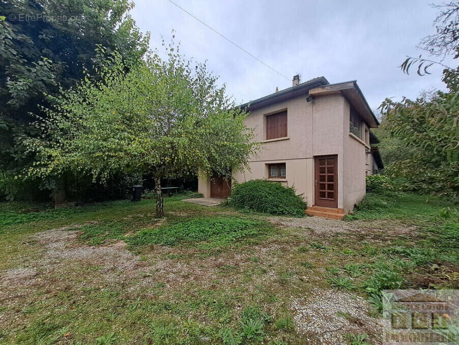 Maison à BEAUREPAIRE