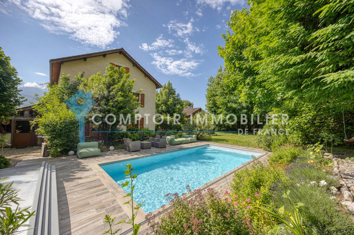 Maison à CROLLES
