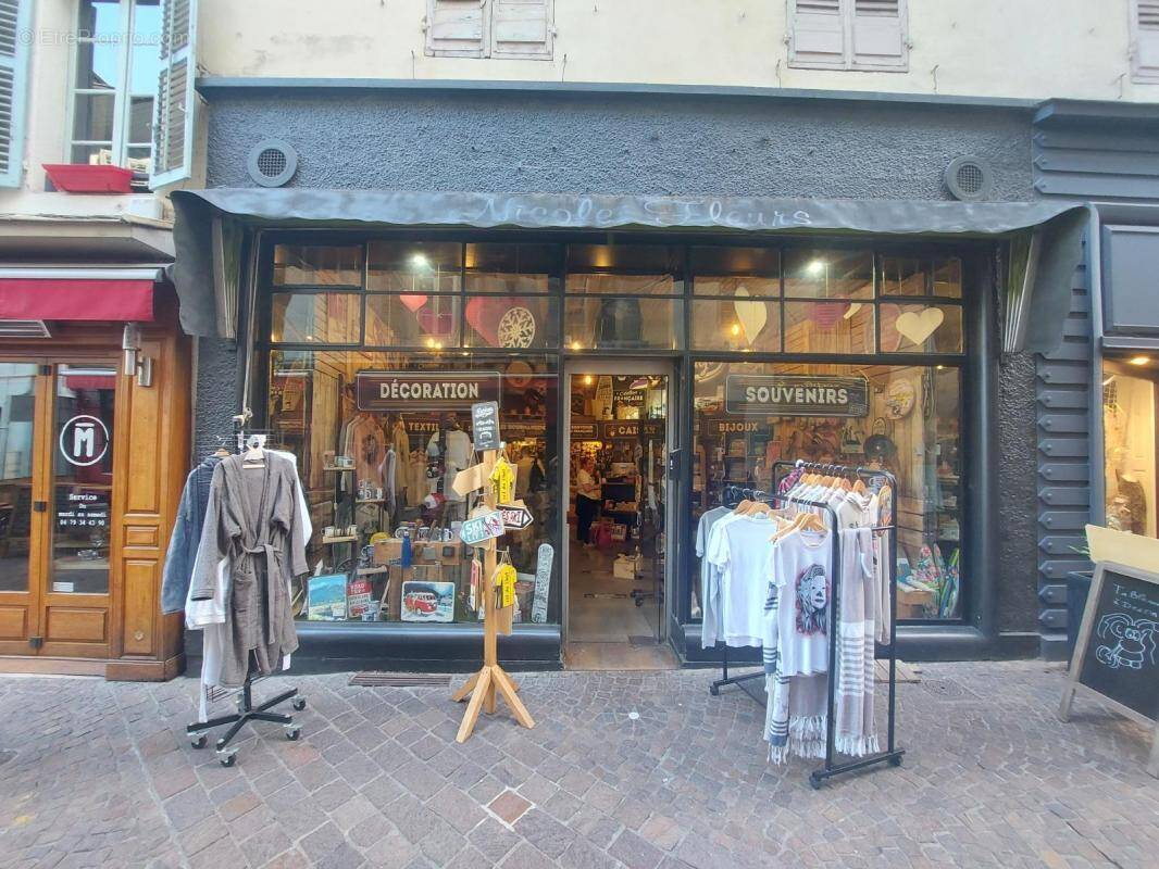 Commerce à AIX-LES-BAINS