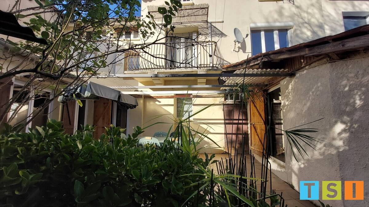 Maison à L&#039;ISLE-EN-DODON