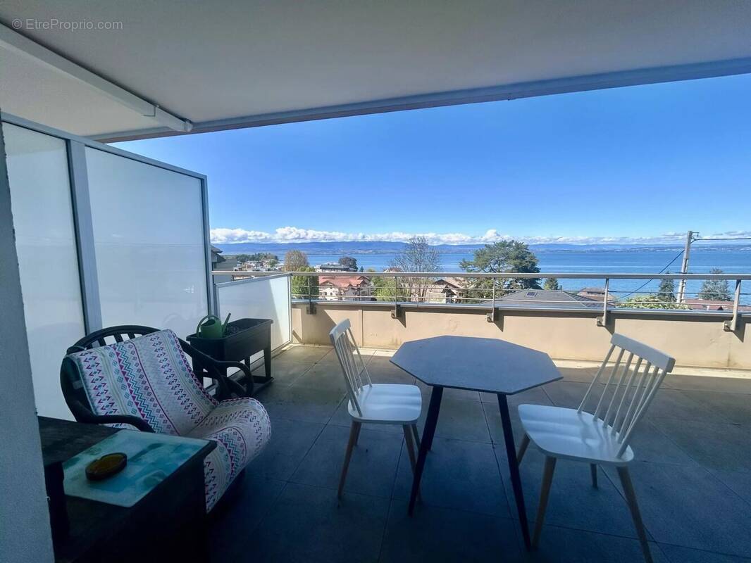 Appartement à EVIAN-LES-BAINS