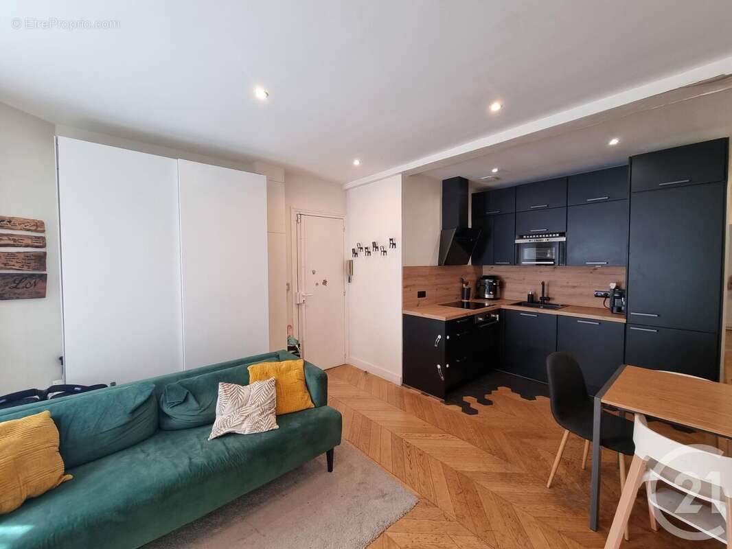 Appartement à SAINT-MAUR-DES-FOSSES