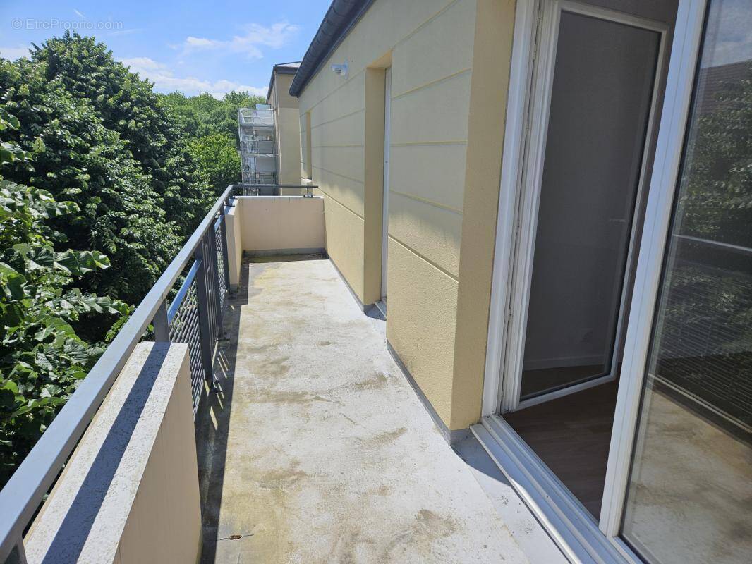 Appartement à SAINT-FARGEAU-PONTHIERRY