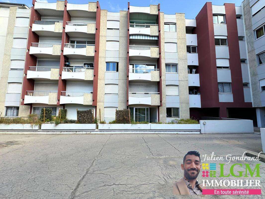 Appartement à NIMES