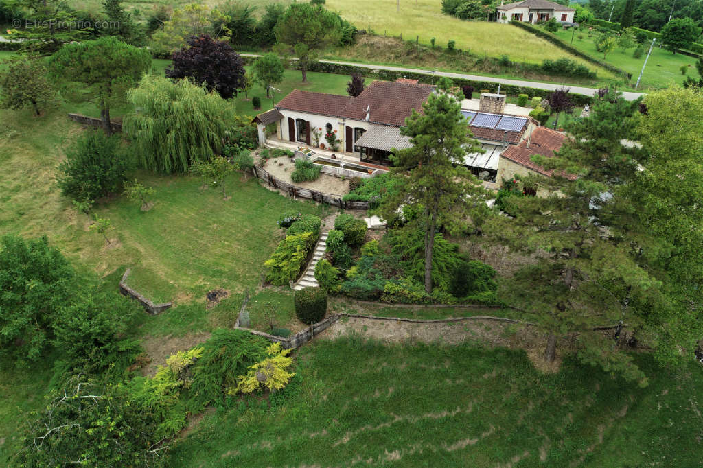 Maison à MONCLAR