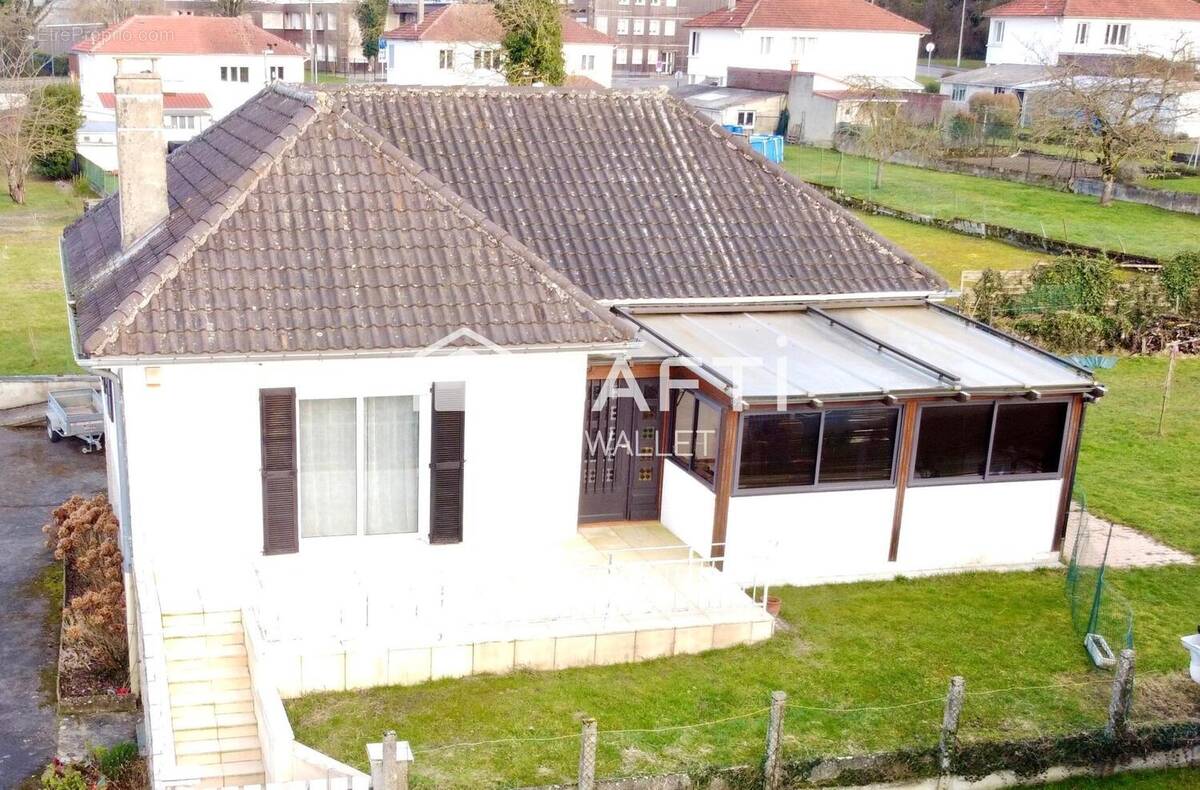 Photo 1 - Maison à MARLE