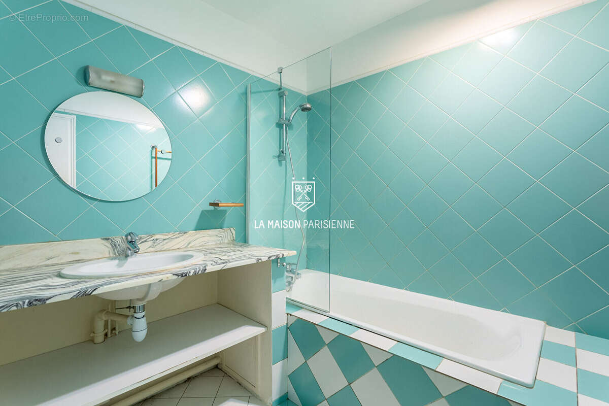 Appartement à SURESNES