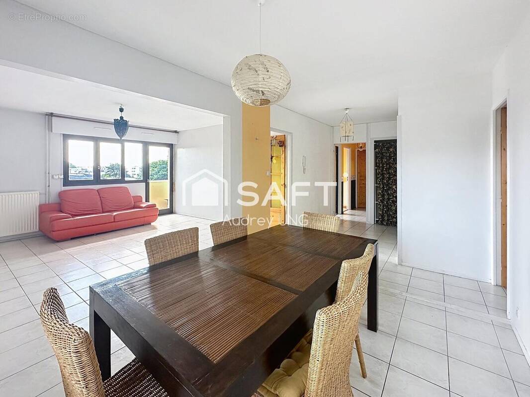 Photo 1 - Appartement à LORMONT