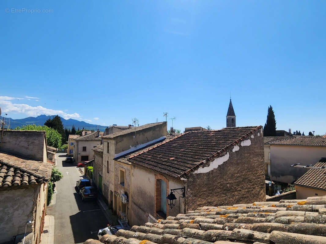 Maison à VIOLES