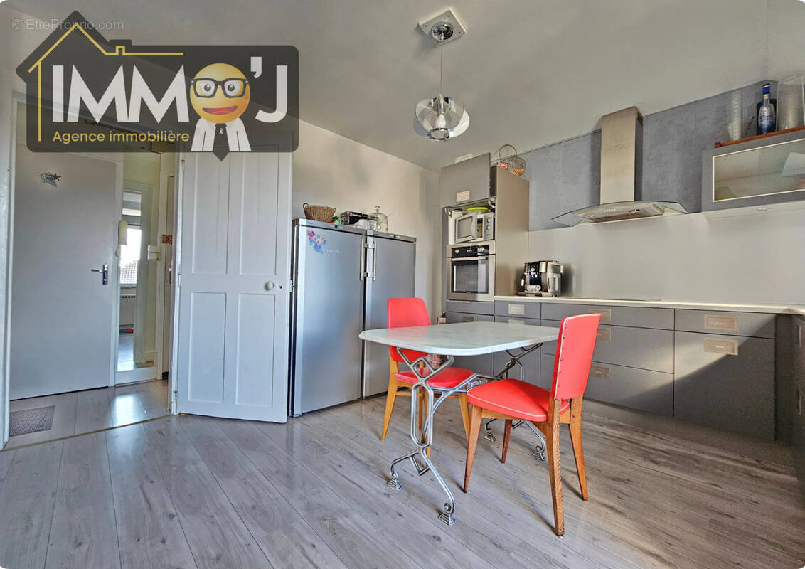 Appartement à NEUVES-MAISONS