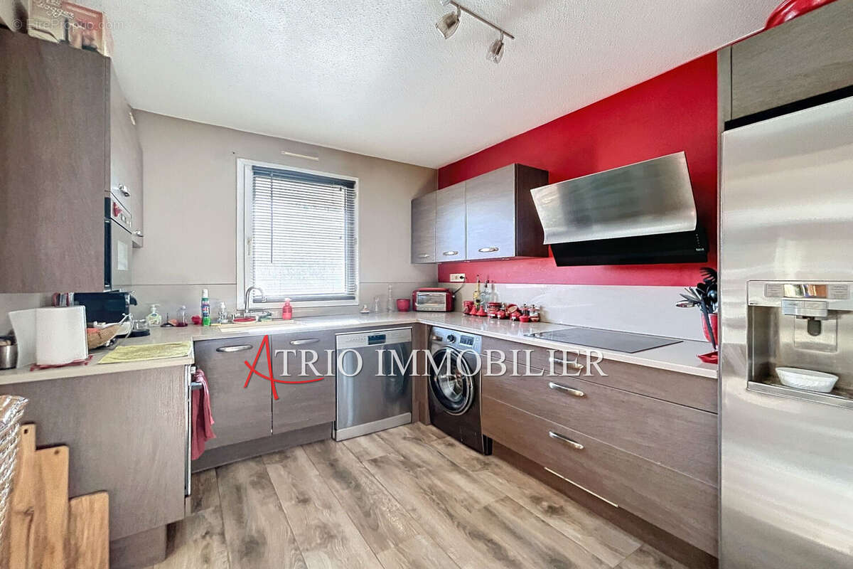 Appartement à SAINT-LAURENT-DU-VAR