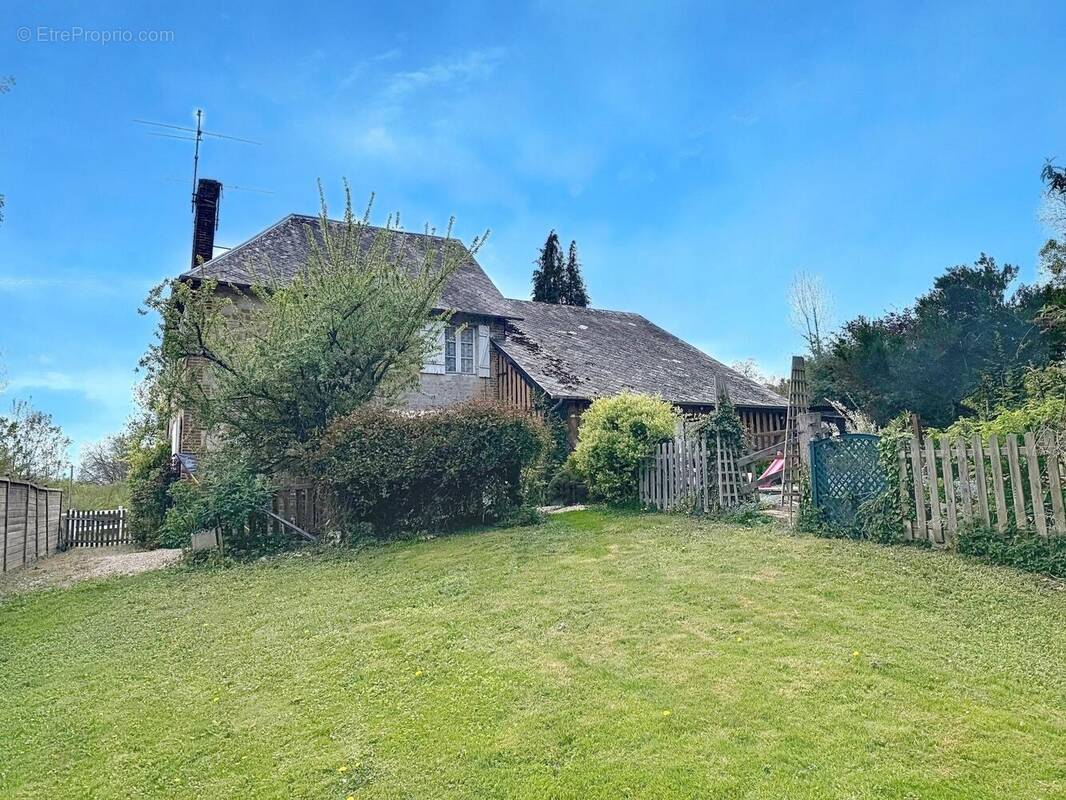 Photo 1 - Maison à CAMBREMER