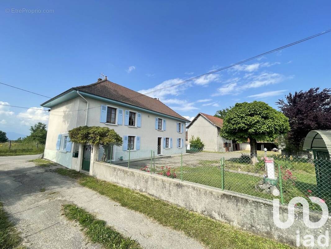 Photo 1 - Maison à LES ABRETS