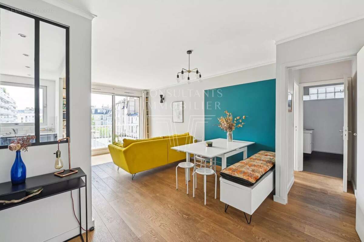 Appartement à PARIS-15E