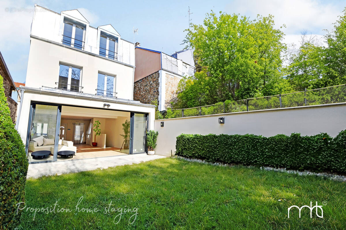 Maison à LA GARENNE-COLOMBES