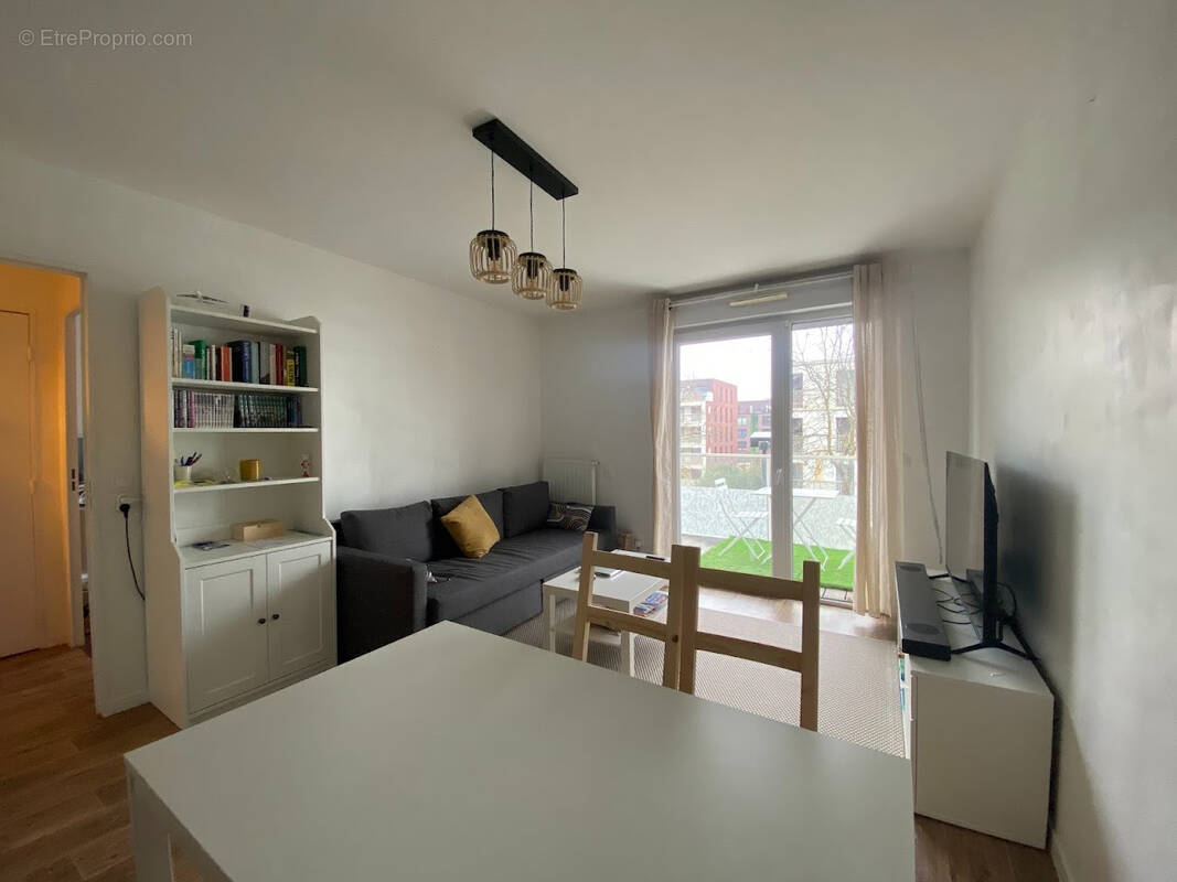 Appartement à SAINT-JACQUES-DE-LA-LANDE