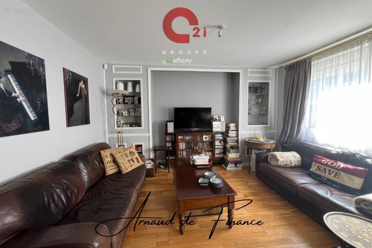 Appartement à LA CELLE-SAINT-CLOUD