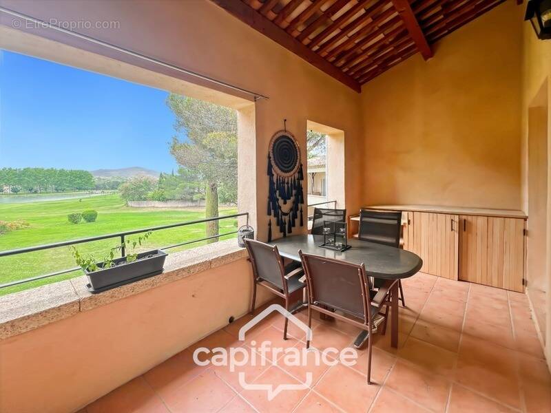 Appartement à MALLEMORT