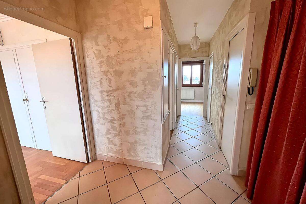 Appartement à LYON-3E