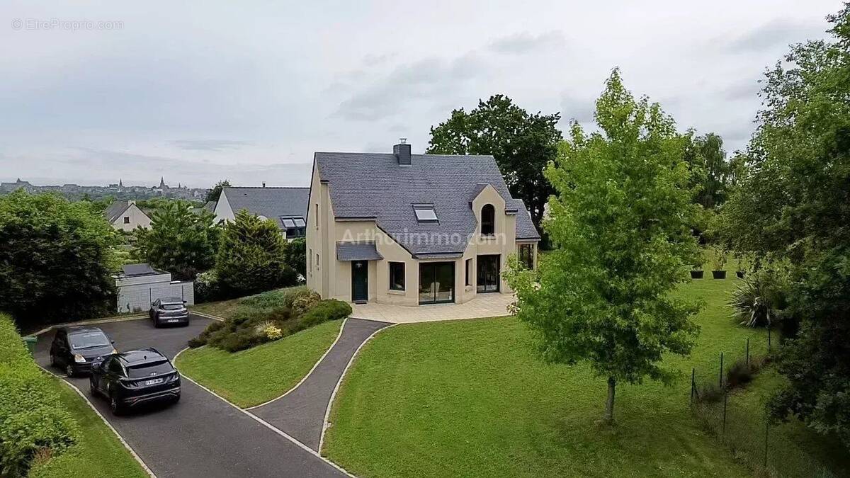 Maison à DINAN