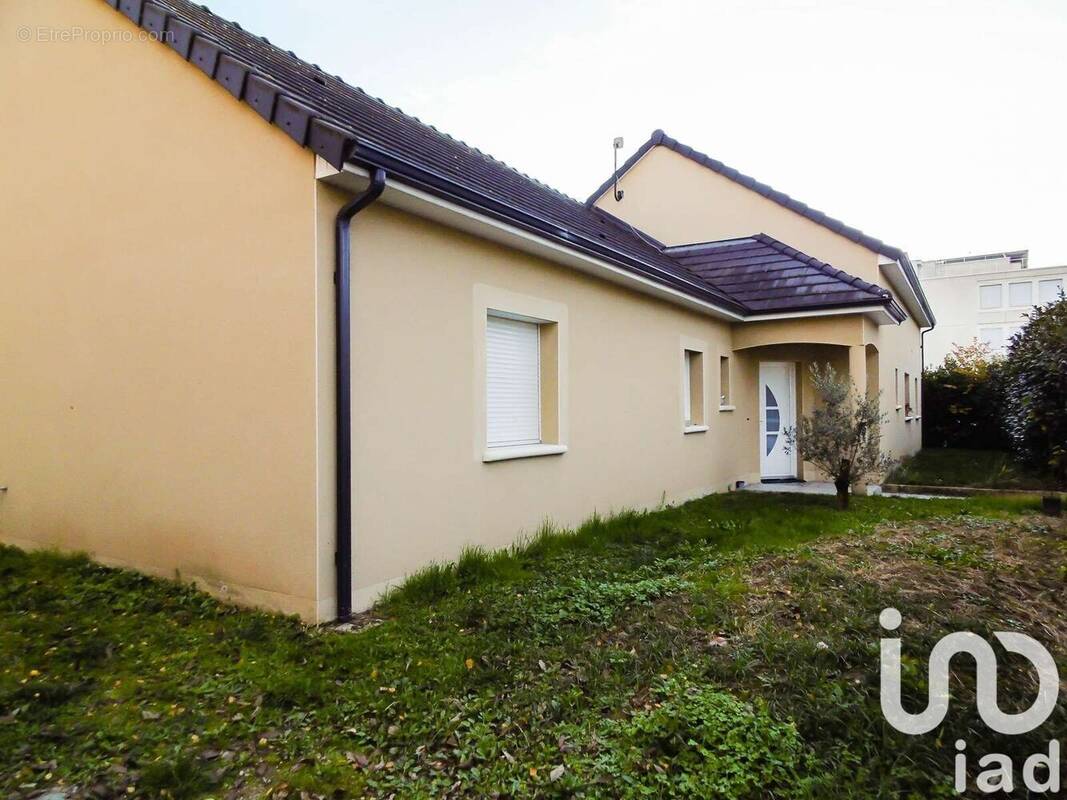 Photo 1 - Maison à BRIVE-LA-GAILLARDE