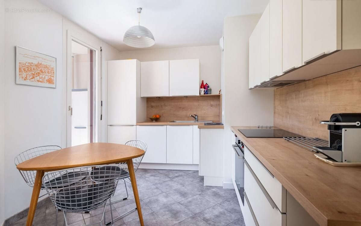 Appartement à LYON-6E