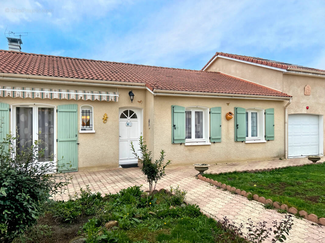 Maison à CHAPPES
