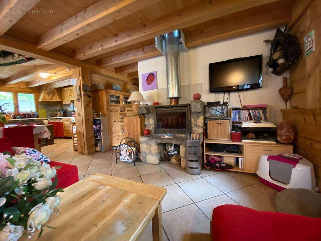 Maison à UGINE