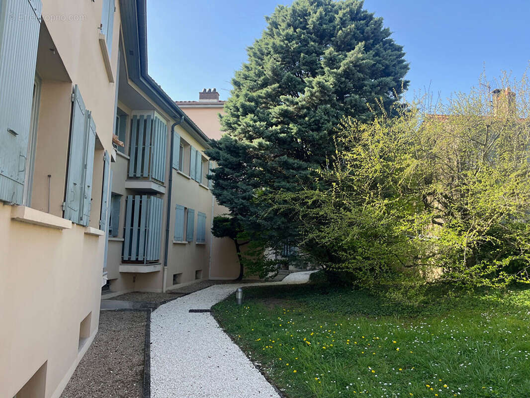 Appartement à DARDILLY