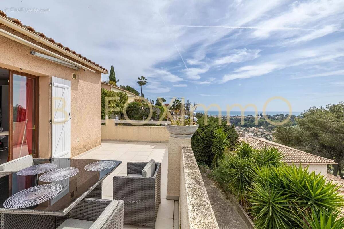 Maison à CAGNES-SUR-MER