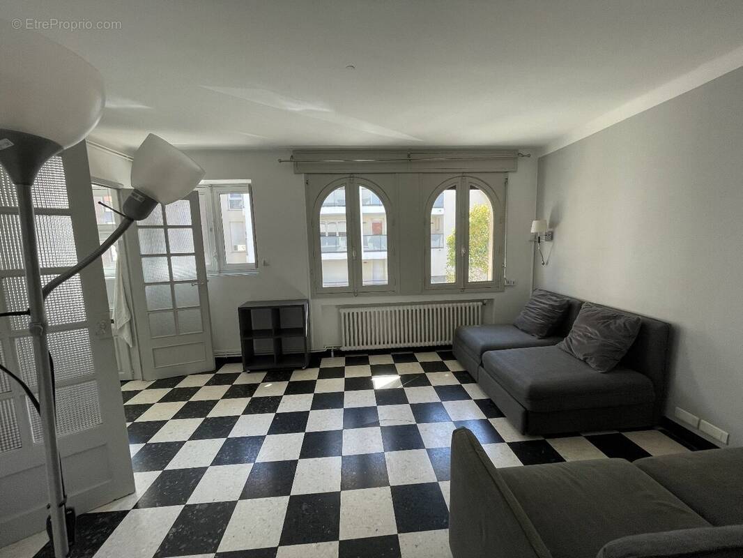 Appartement à BEZIERS