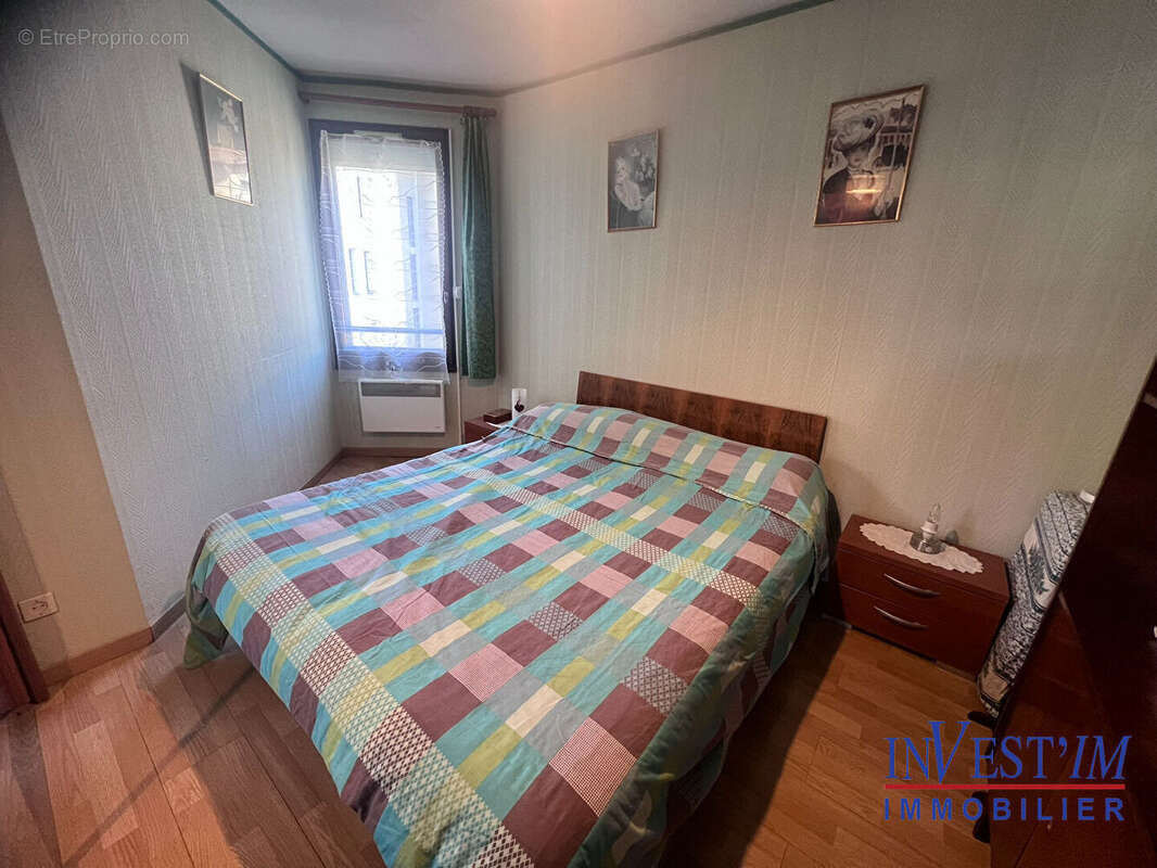 Appartement à SAINT-GENIS-LAVAL