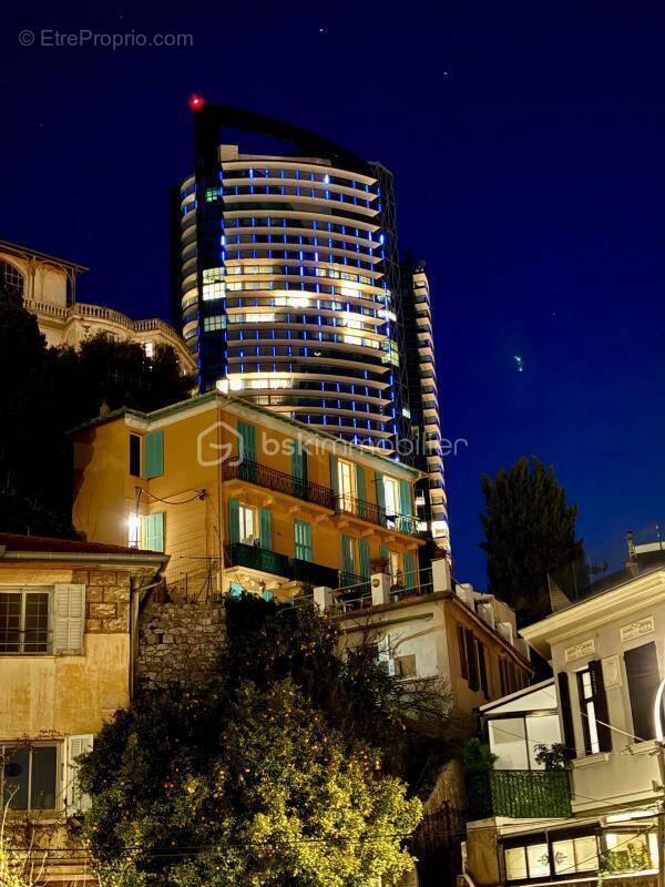 Appartement à BEAUSOLEIL