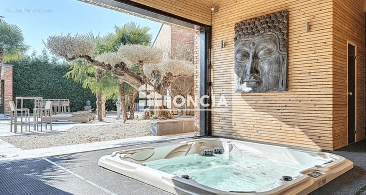 Maison à LECELLES