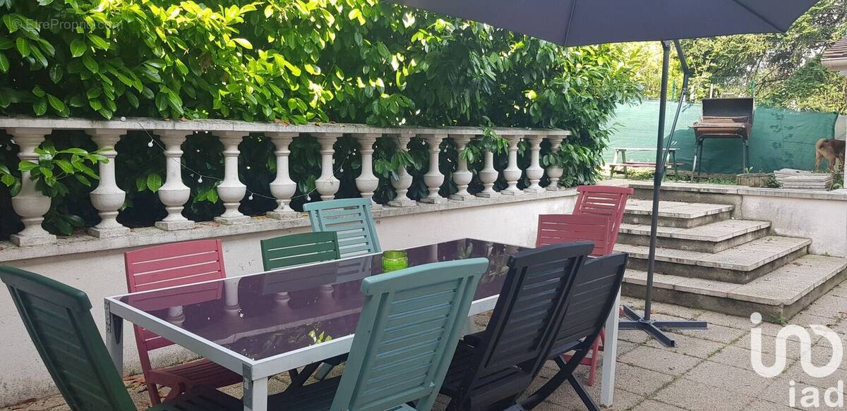 Photo 1 - Maison à MONTLUCON
