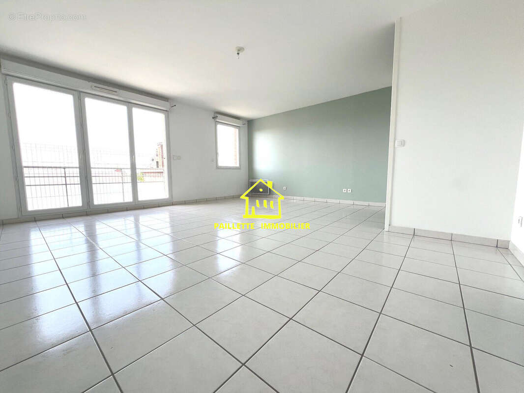 Appartement à SAINT-ROMAIN-DE-COLBOSC