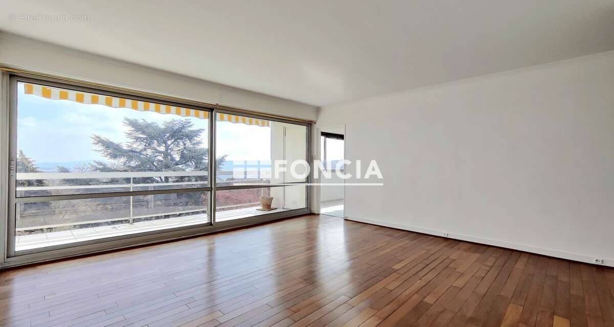 Appartement à MARLY-LE-ROI