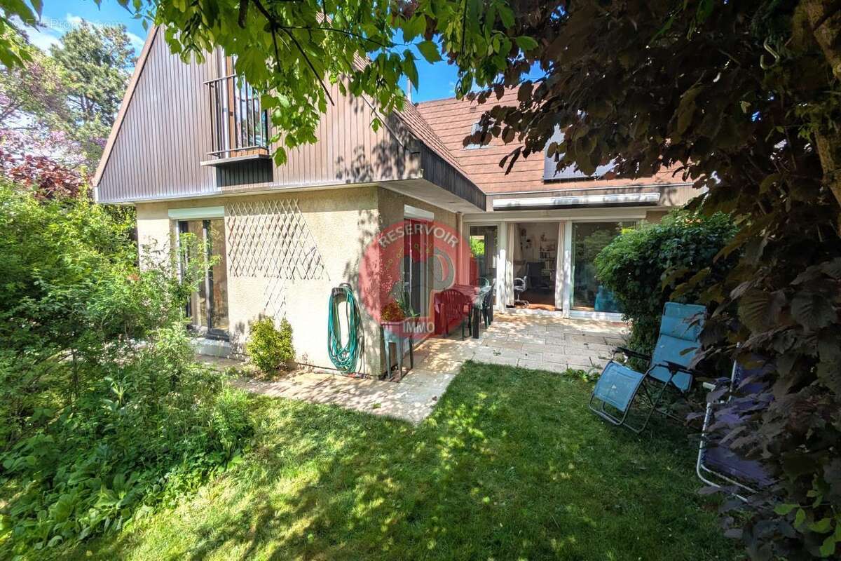 Maison à QUETIGNY