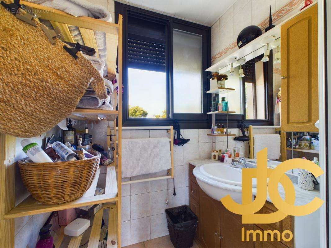 Appartement à LE CANNET