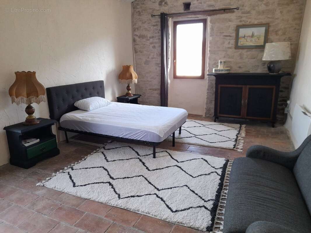 Maison à POMPIGNAN