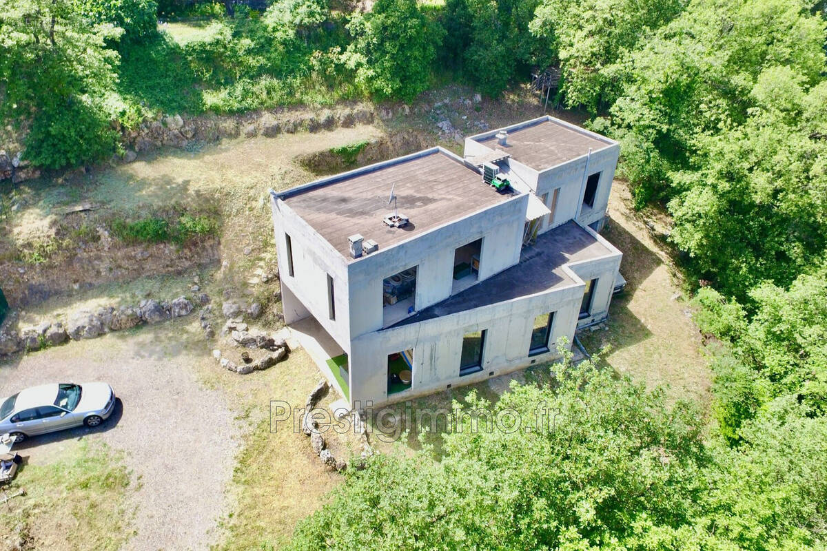 Maison à CARROS
