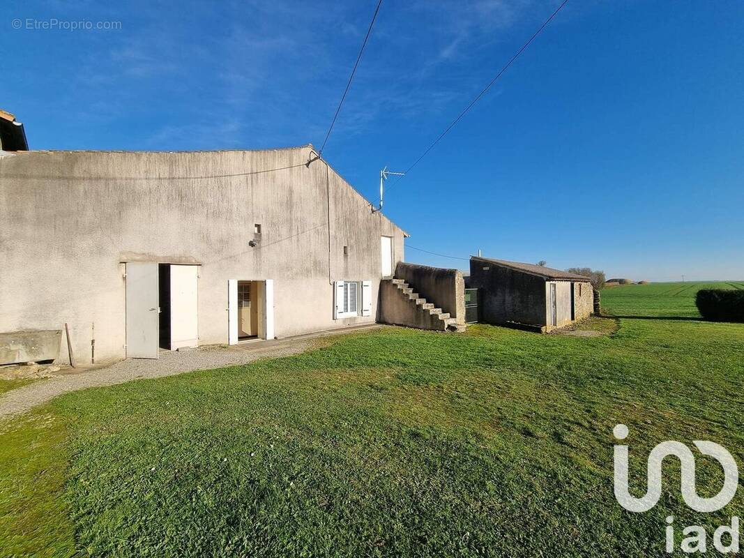 Photo 1 - Maison à THENEZAY