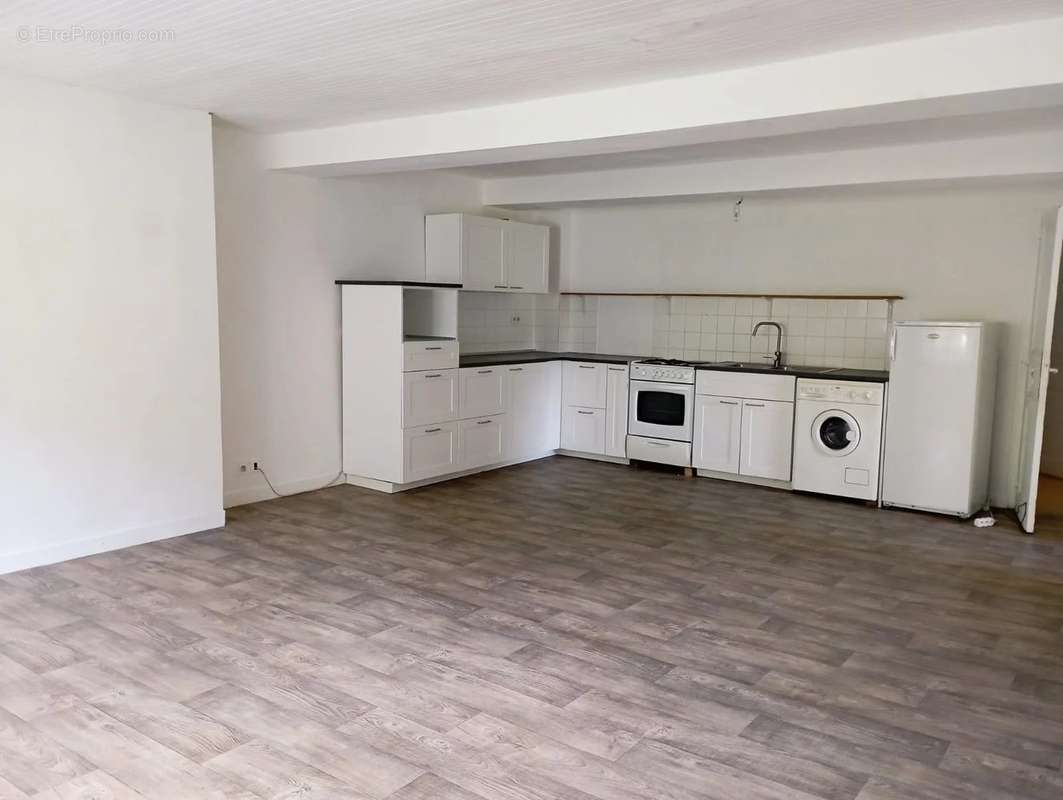 Appartement à SAINT-LAURENT-LE-MINIER