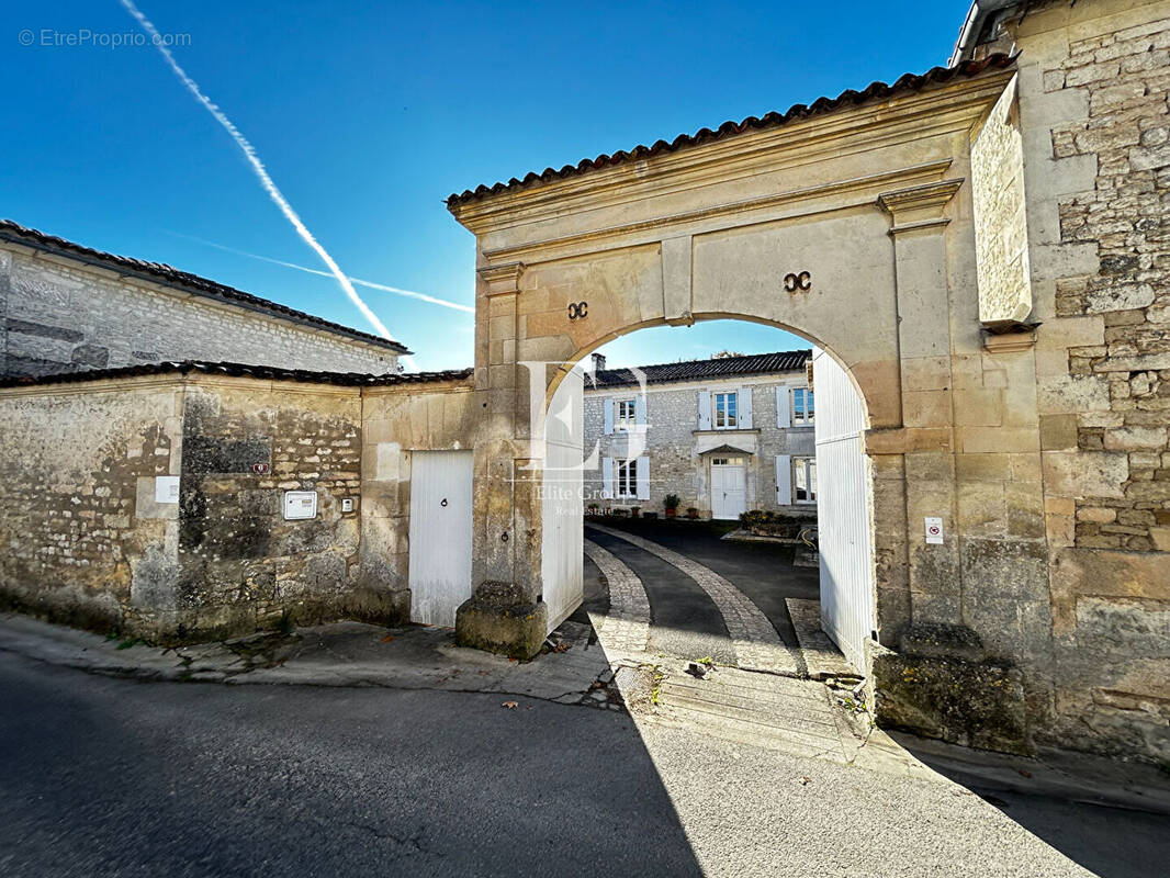 Maison à MERIGNAC