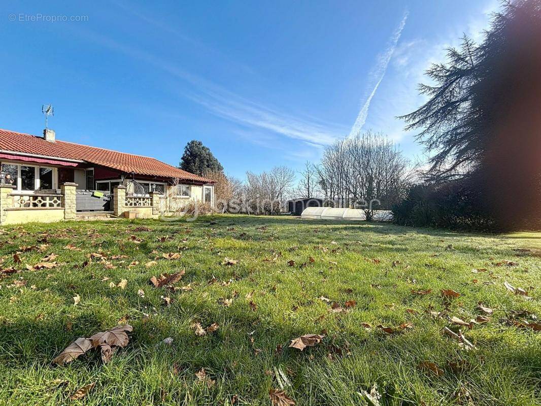 Maison à MIELAN