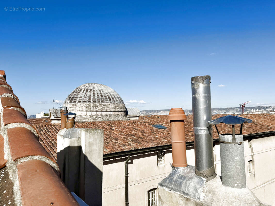 Appartement à MARSEILLE-2E
